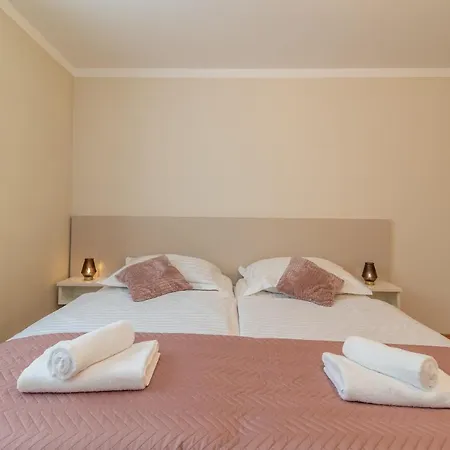 Leonarda Apartman Trogir