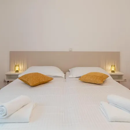Leonarda Apartment Trogir