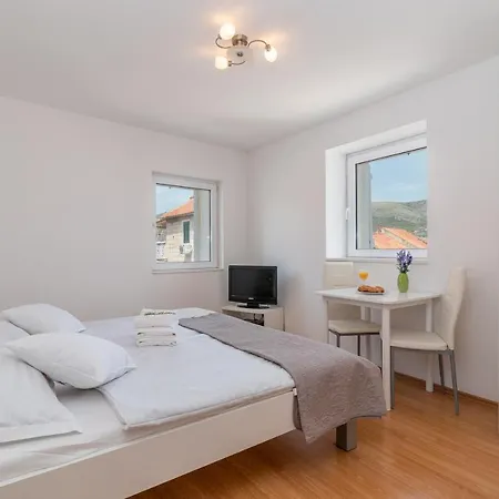 Apartment Leonarda